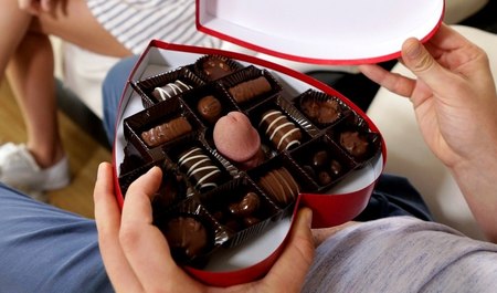 Richtig gratulierte die Blondine am 14. Februar