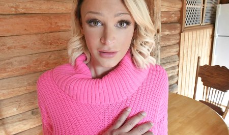 Meine Stieftochter brachte seine Stieftochter zur Winterdatscha und fickte ihn, damit er nicht fror