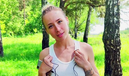 Lexa Biffer lutschte den Schwanz ihrer Klassenkameradin