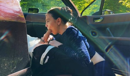 Wenn du deine alte Freundin im Auto begrapscht und gefickt hast, ist das überhaupt kein Betrug