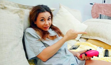 Losley Lips pflanzte Gras und schaffte es sogar zu rauchen.