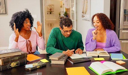 Der Nerd hat den größten Schwanz, also fahren die sportlichen Kerle zur Hölle ...