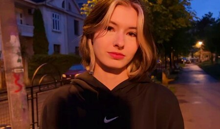 Habe ein Mädchen zu Besuch eingeladen und sie beim ersten Date gefickt...