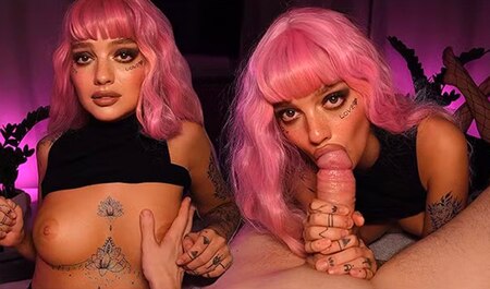 Девушка трахает лучшего друга, чтобы оплатить долги своего парня...