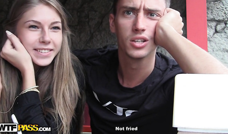 Harter Heimsex eines Ehepaares an einem Sonntagmorgen